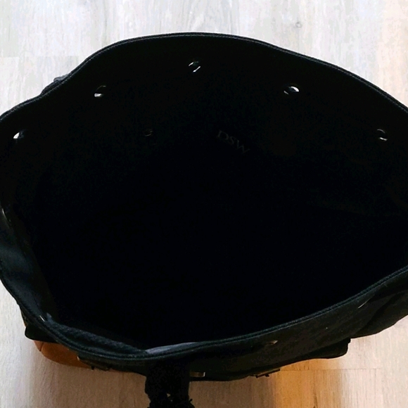 Backpack - Picture 3 of 3